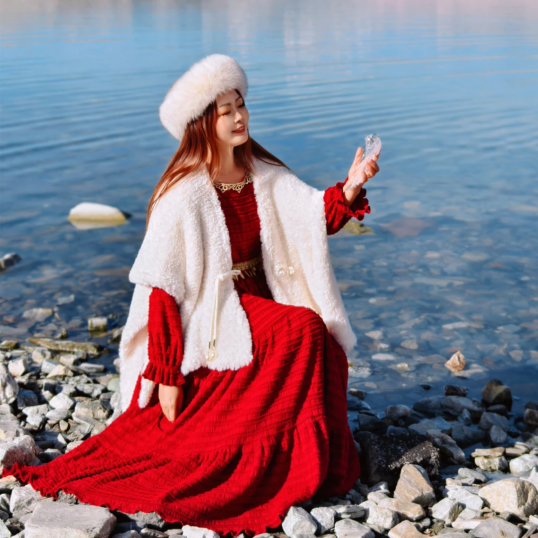 【董艺旅行穿搭】雪山飞狐·白毛绒披肩旅行拍照斗篷大保暖围巾