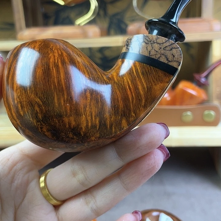 自由式河豚斗。