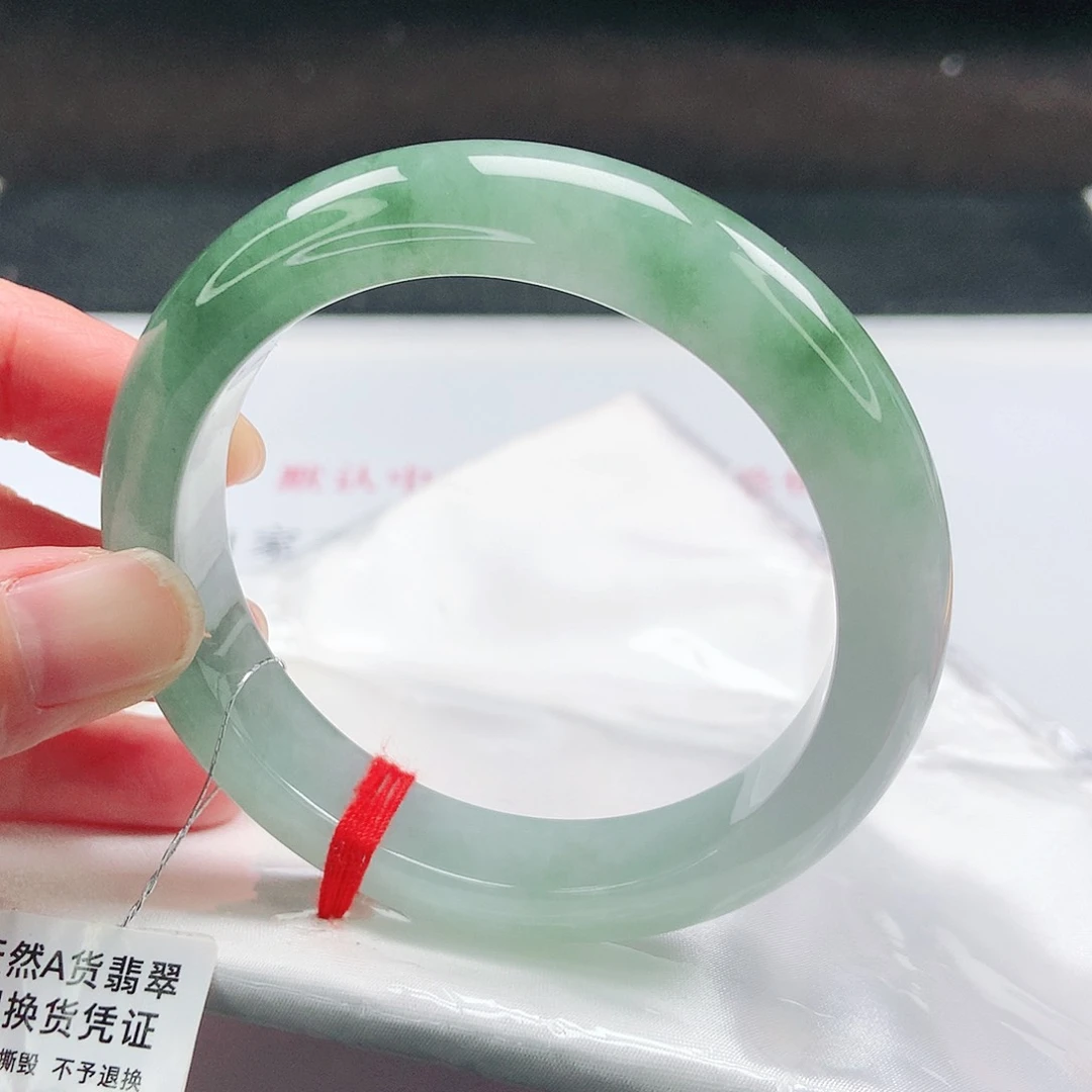 未镶嵌手镯翡翠56圈