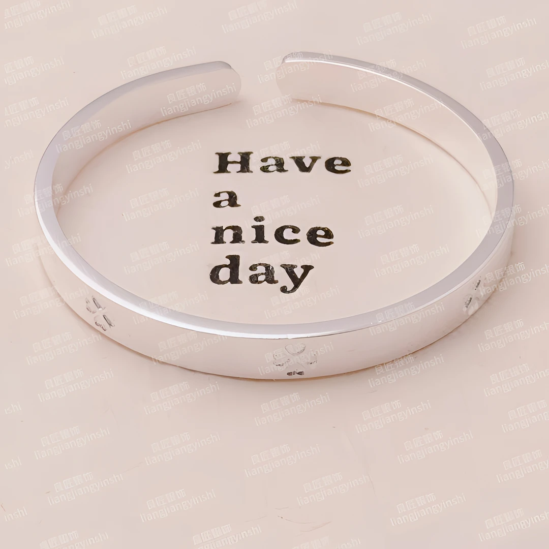 足银手镯 精品银 四叶草手镯（有礼盒）557