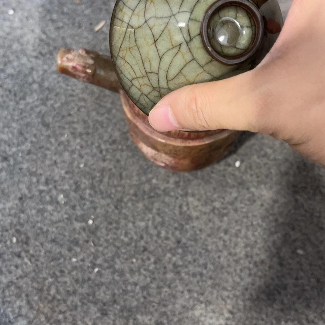 瓷片鸿*瓷器的摆件精美一个