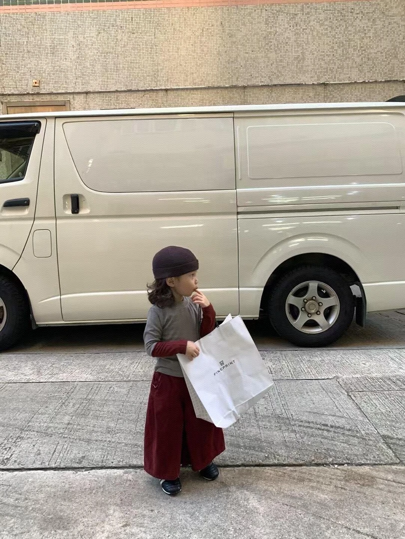 甜小七2025早秋新款韩版童装假两件圆领上衣儿童酒红色阔腿裤套装