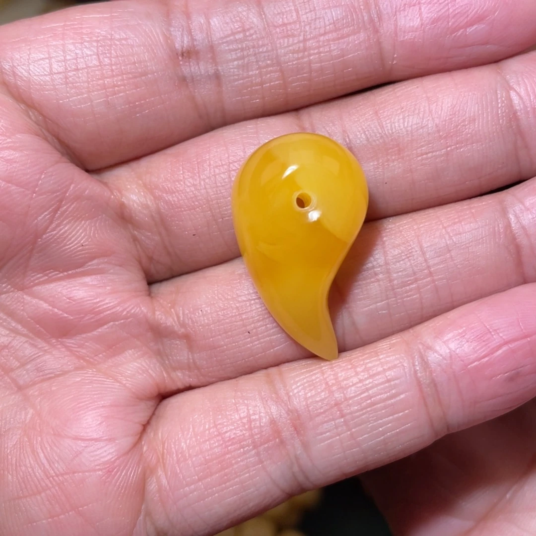 蜜蜡未镶嵌珠宝奇石3.36