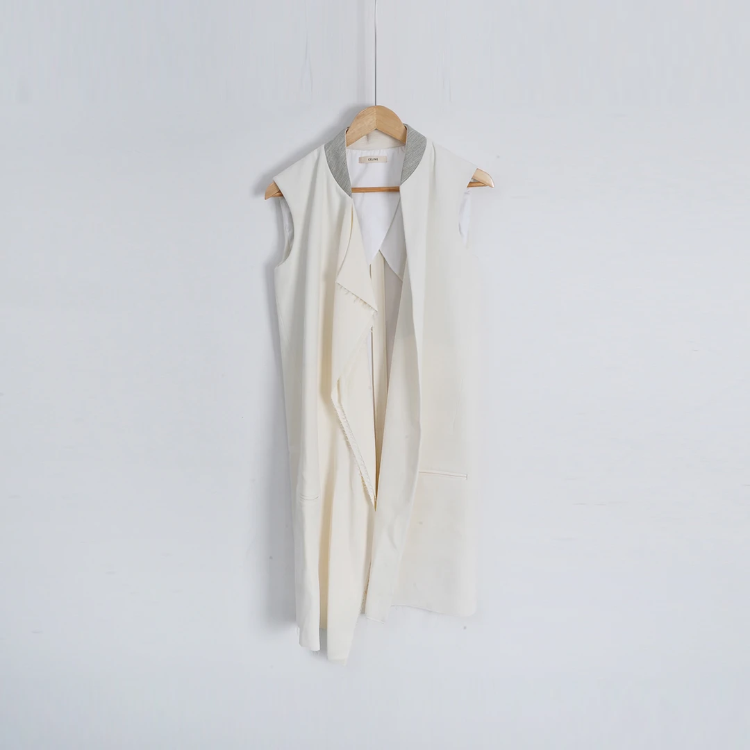 全新未使用 Celine/思琳 绵/SC0888/无袖外套/38码