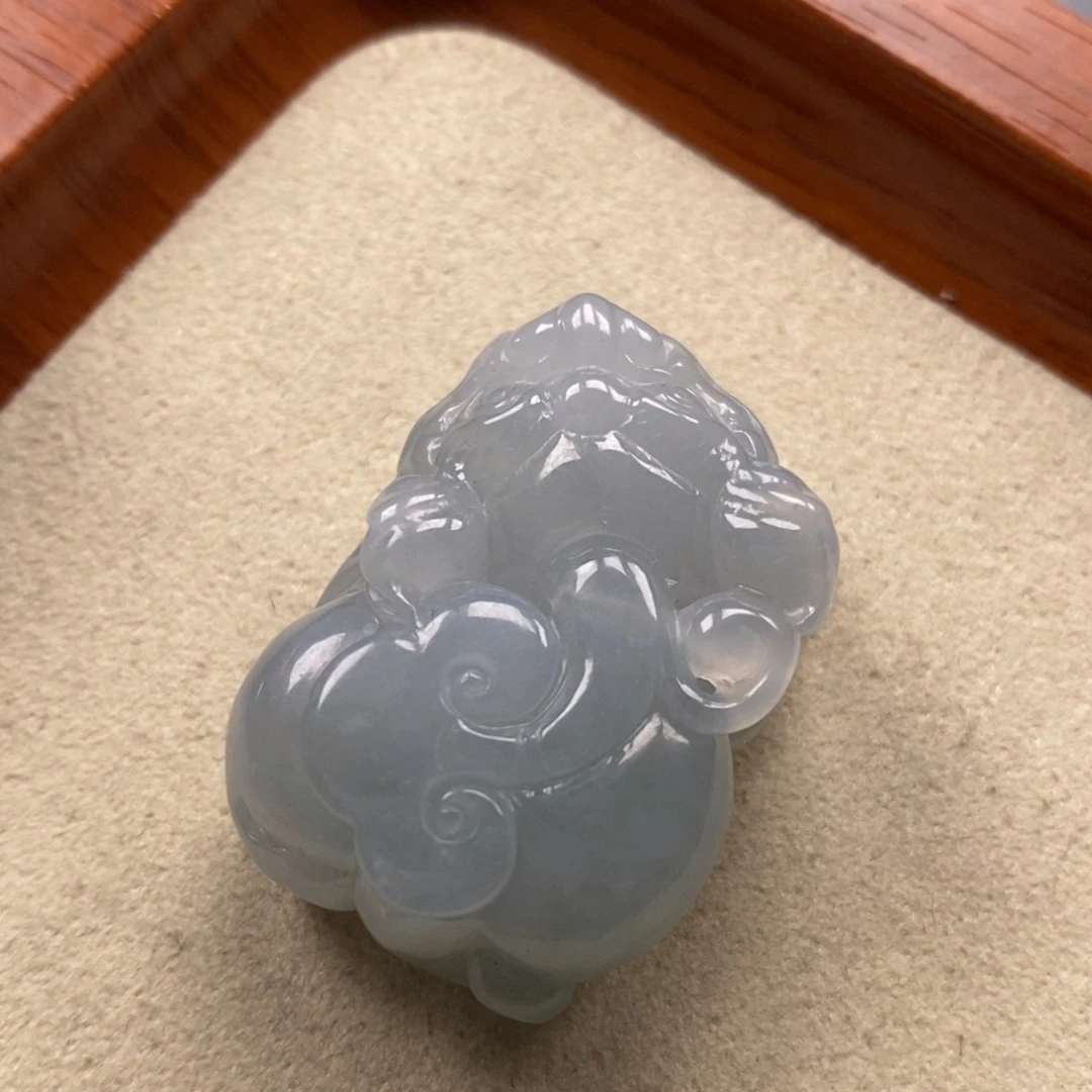 安***安翡翠未镶嵌颈饰如意貔貅