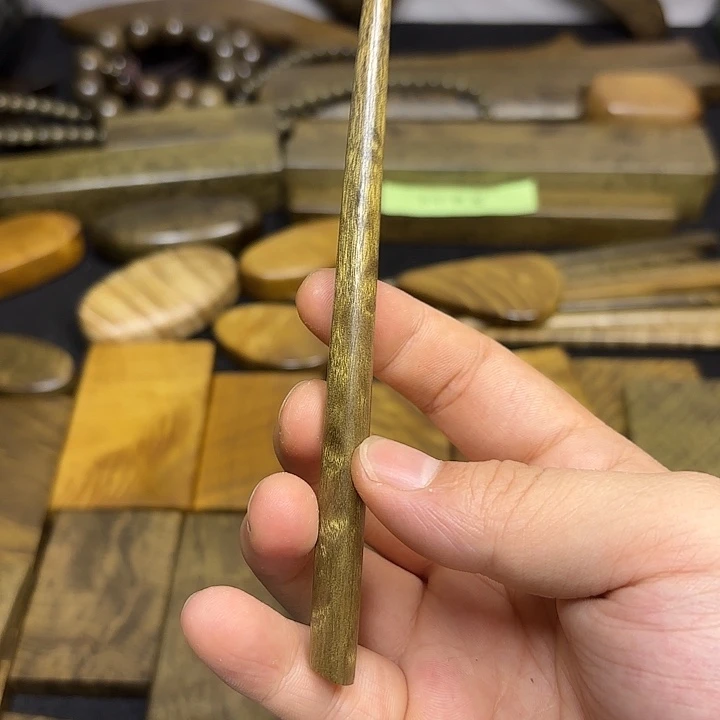 浊***魂金丝楠一物一拍链接