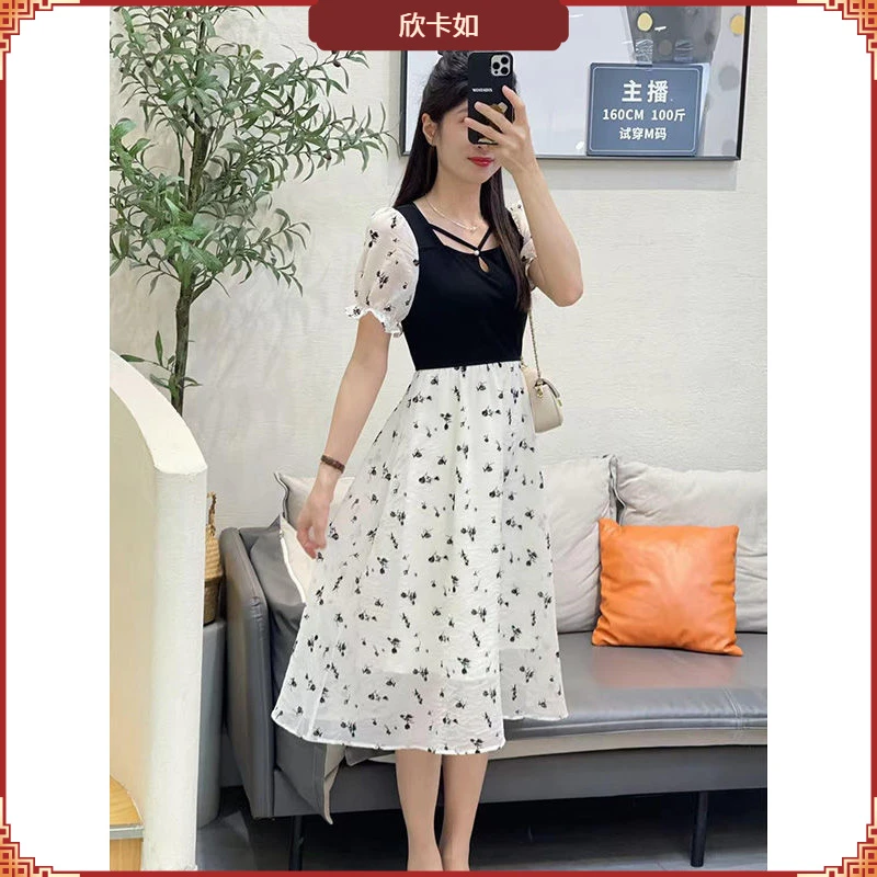 I拼接气质小个子连衣裙女夏2025新款撞色百搭显瘦漂亮碎花裙子I