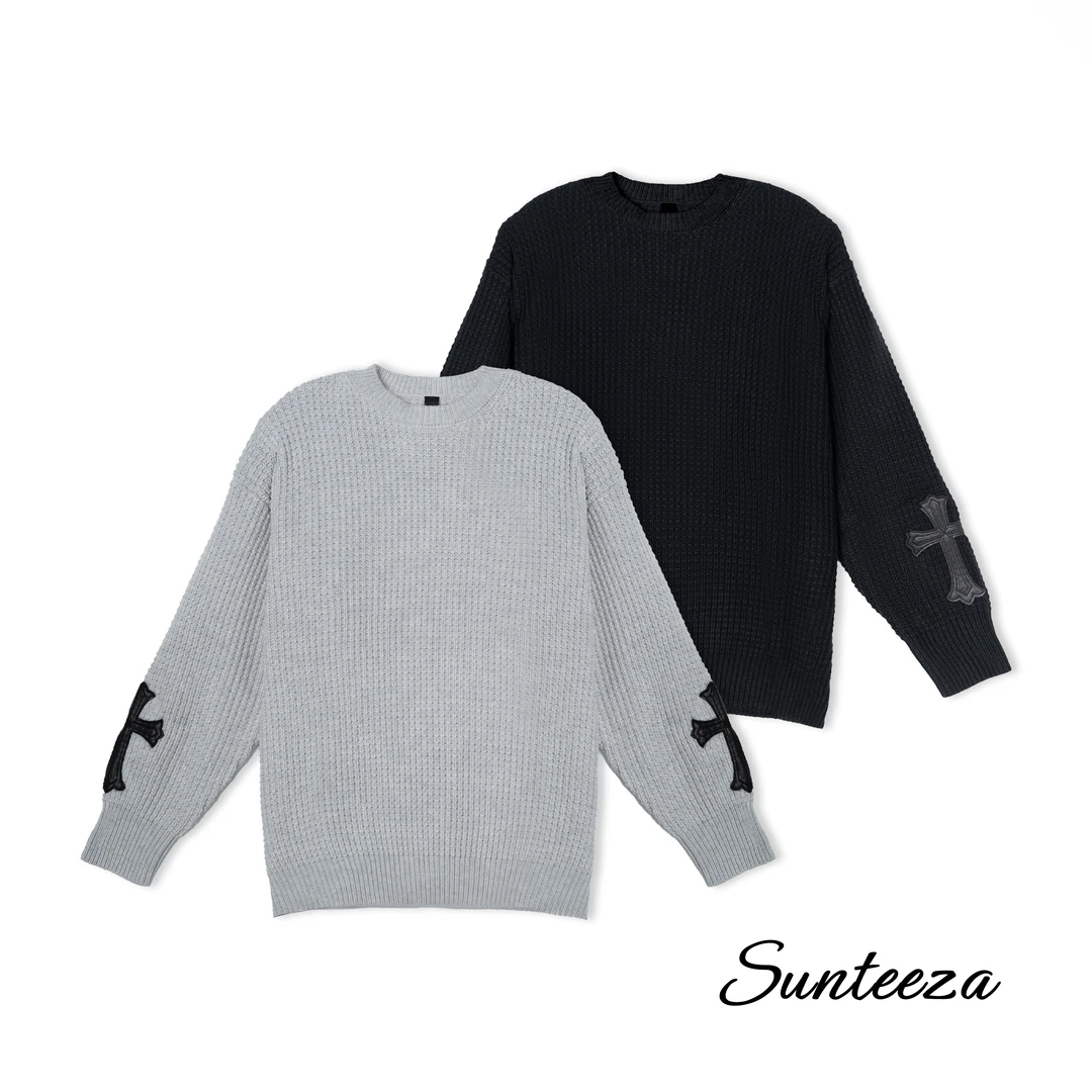 【SUNTEEZA】CH23FW男款羊皮十字架羊毛混纺蓬松软弱圆领毛衣