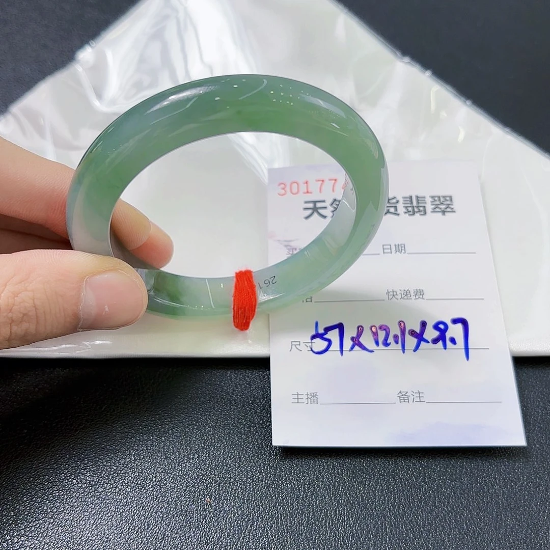 翡翠未镶嵌手镯翡翠手镯57