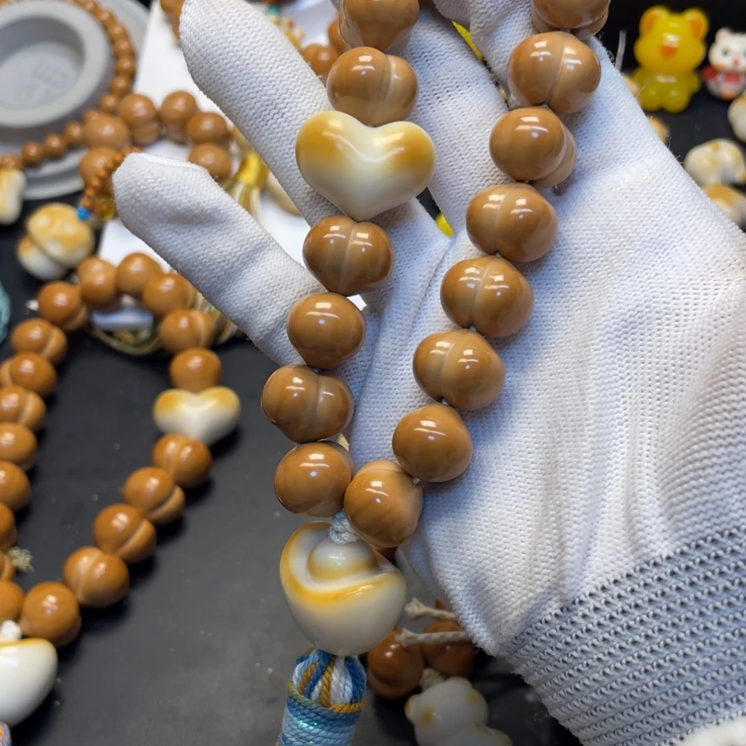 多***亿吊坠猴头核桃全品屁桃