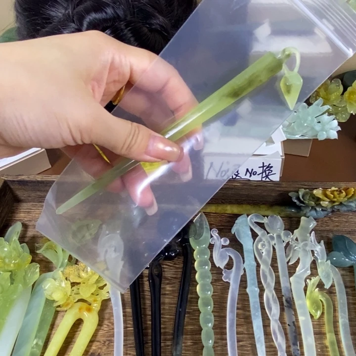 未镶嵌蛇纹石玉发饰