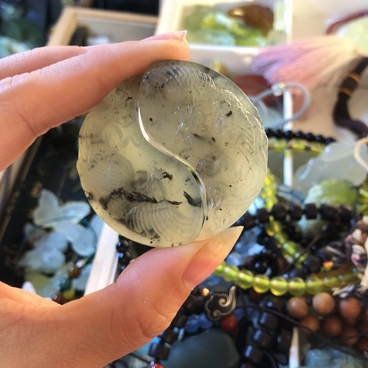 岫玉未镶嵌岫玉挂件