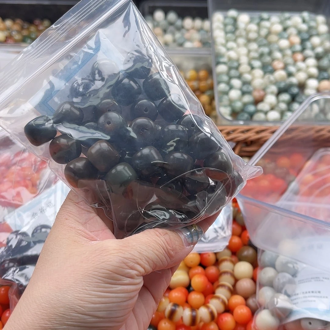 白玉菩提吊坠K/14mm/40颗锅底