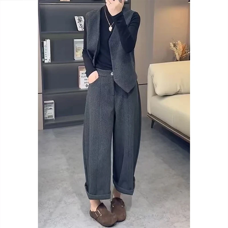 秋季新款时尚套装女士轻职风极简风轻熟风马甲休闲裤九分裤两件套