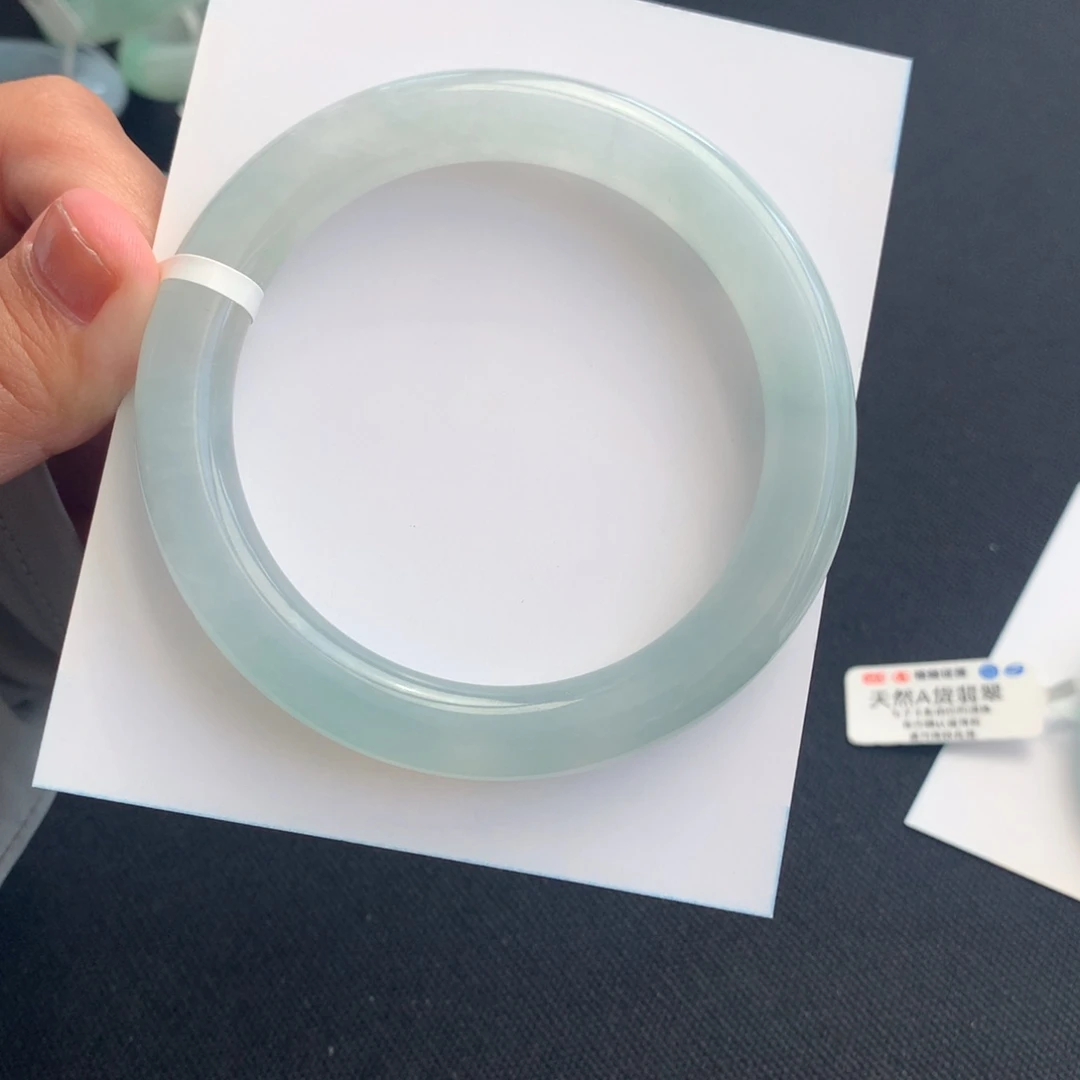 未镶嵌手镯翡翠翡翠