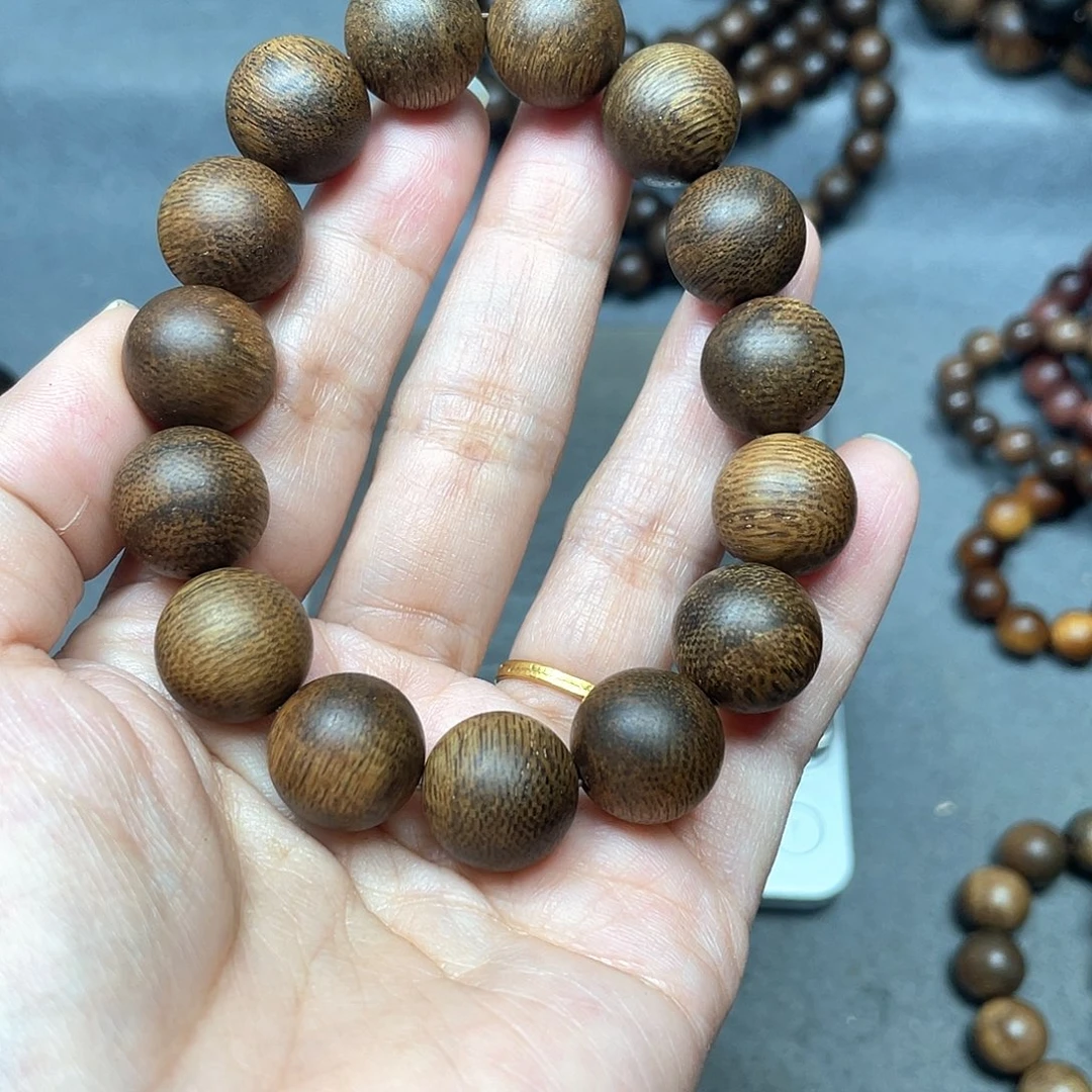 沉香手串墨**年文莱