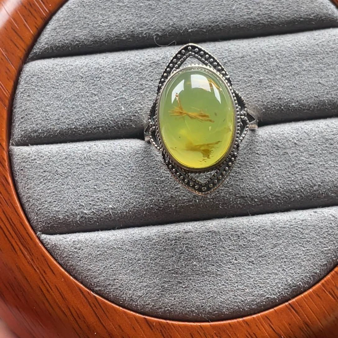 银S925镶嵌蛇纹石玉戒指