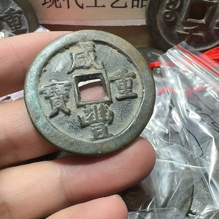 须***欢铜现代工艺品花钱