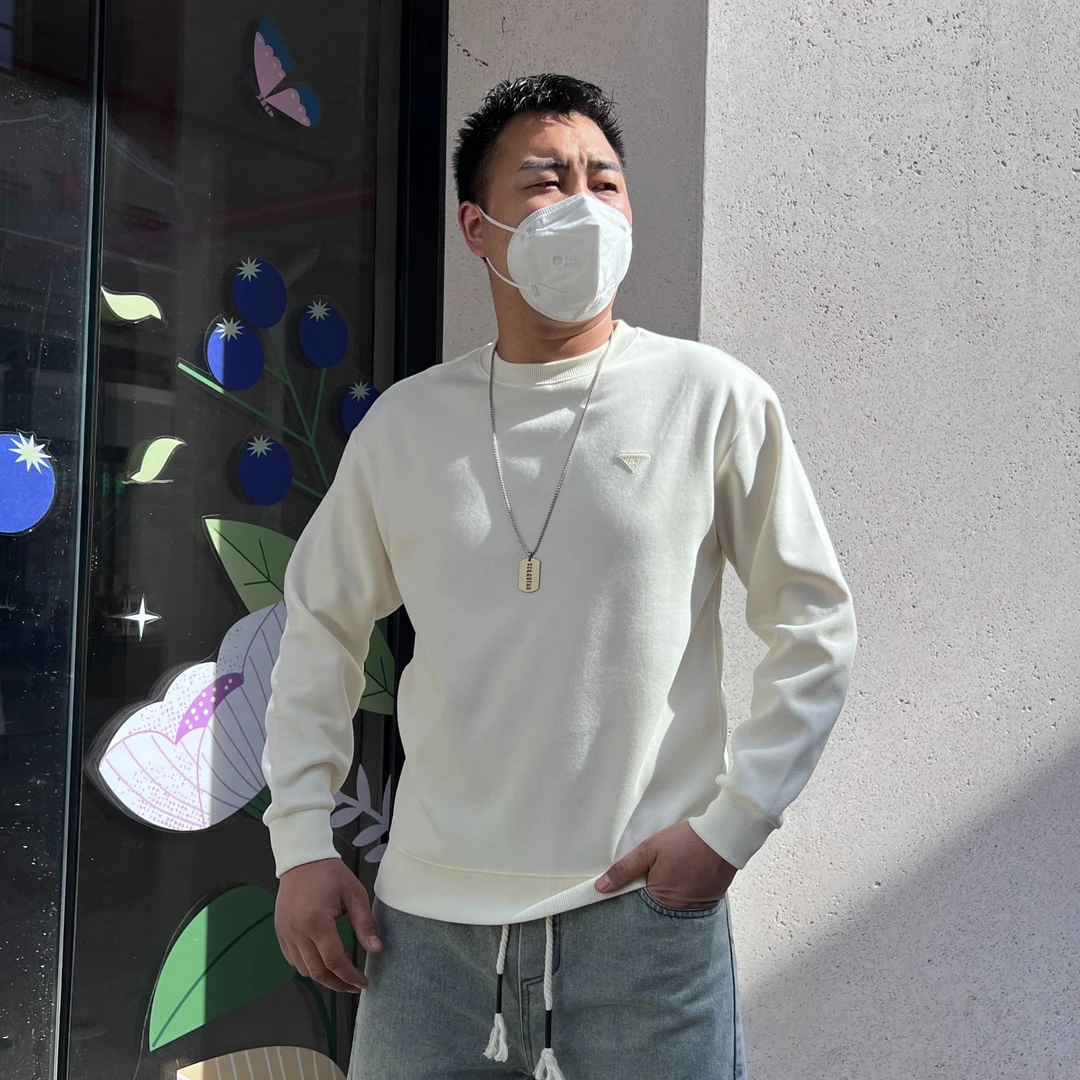 【大东服饰】男士春季新品时尚小标百搭休闲长袖圆领卫衣1017