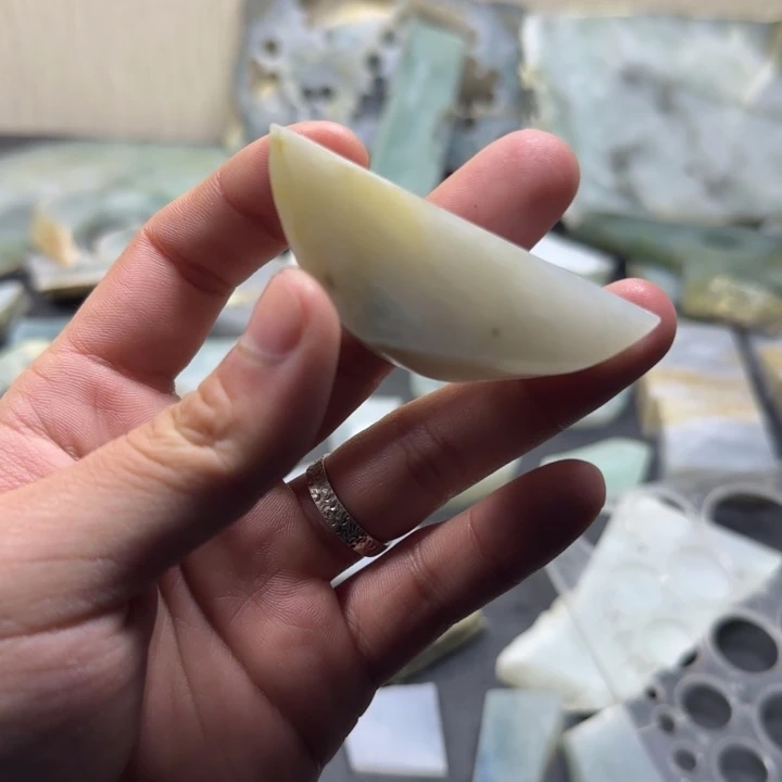 翡翠未镶嵌颈饰纯天然缅甸翡翠