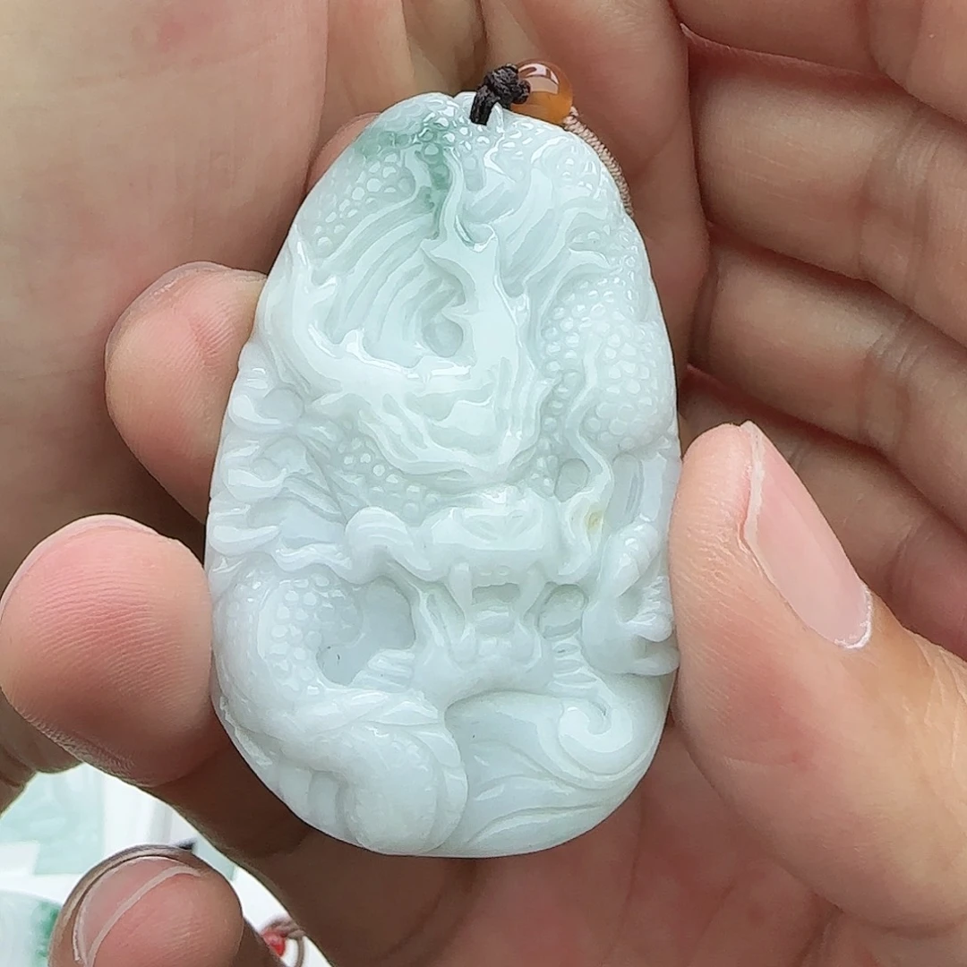 翡翠未镶嵌颈饰山****司翡翠