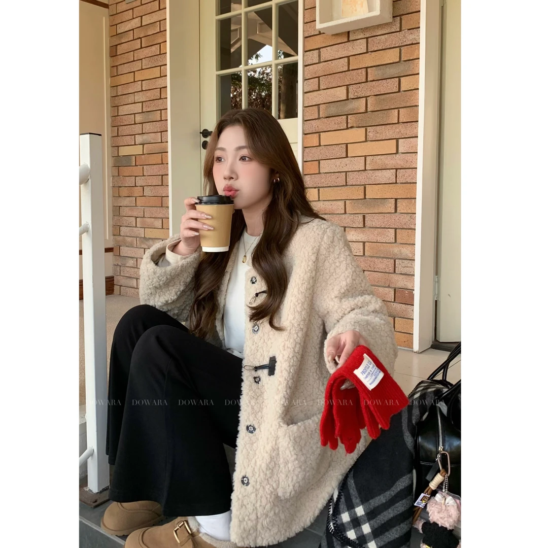 大婉酱肉肉微胖定制宽松皮毛一体翻领拼接口设计感潮流外套6736D