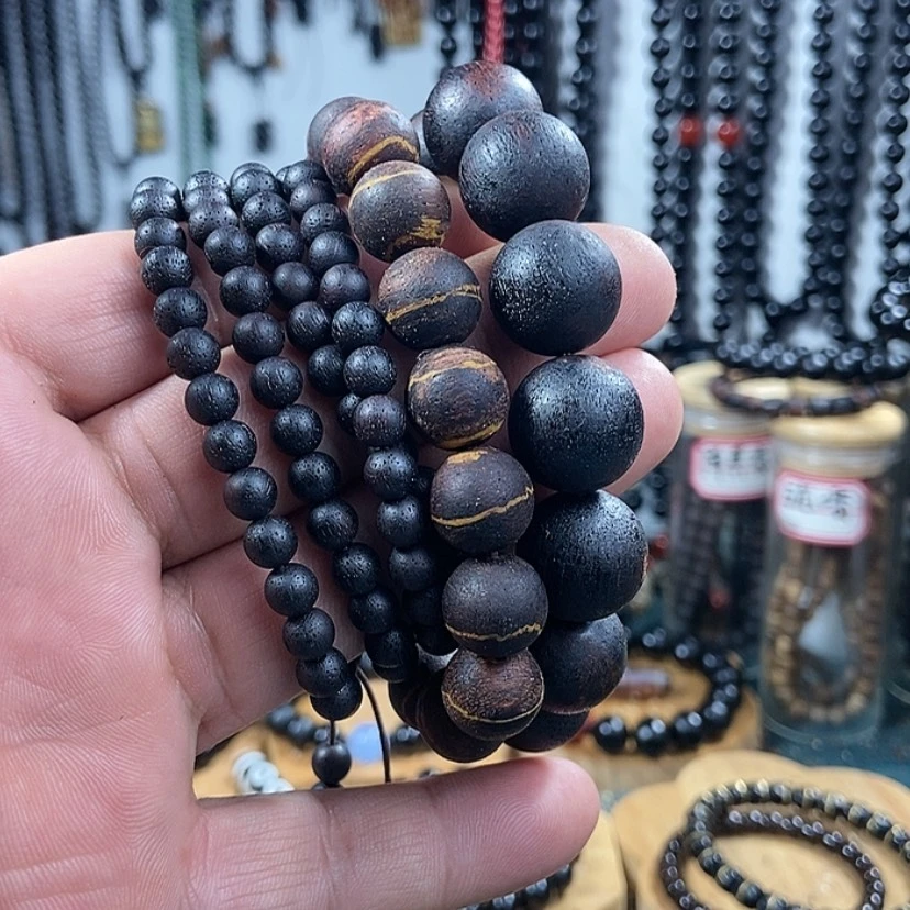 【闪购商品】王*杰降真香念珠手串
