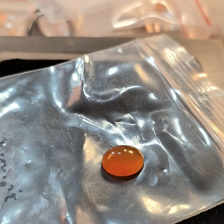 霸***道未镶嵌戒面石英岩玉