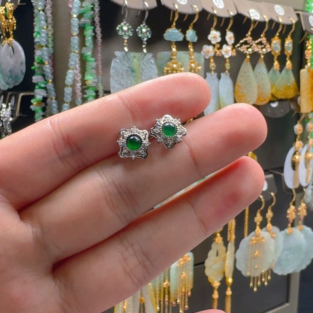 翡翠未镶嵌耳饰翡翠