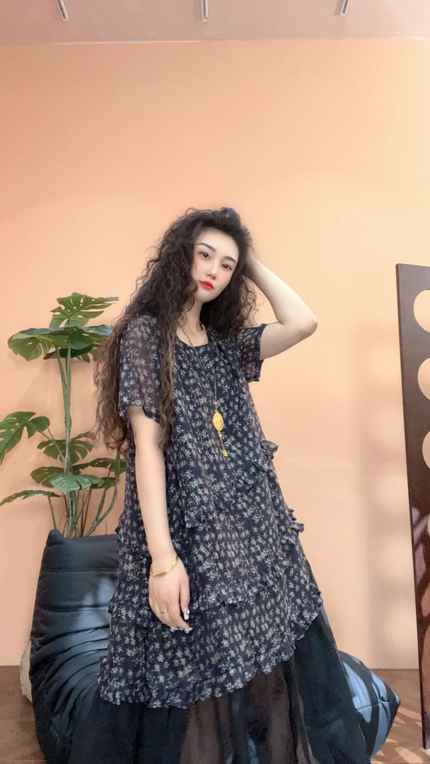 museguhui/木色古汇19920#小碎花圆领时尚气质百搭休闲连衣裙