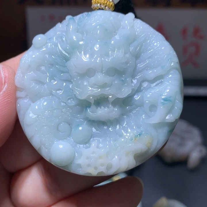 翡翠未镶嵌颈饰保真天然A货翡翠