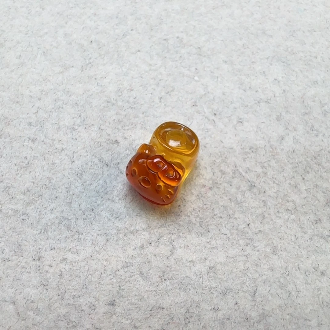 琥珀未镶嵌珠宝奇石定制
