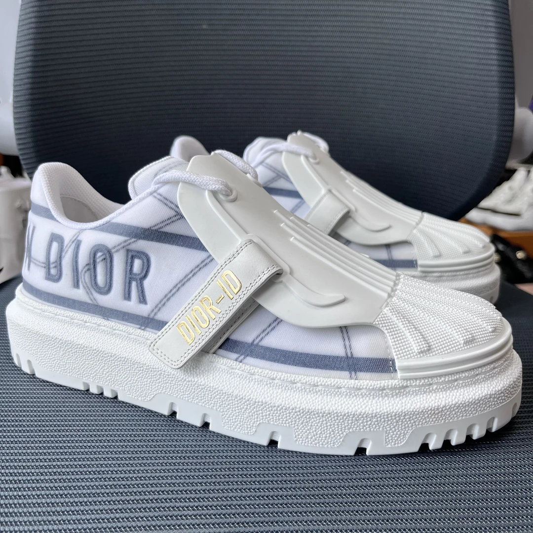 全新未使用 DIOR/迪奥 38.5码！迪奥贝壳鞋白蓝厚底板鞋