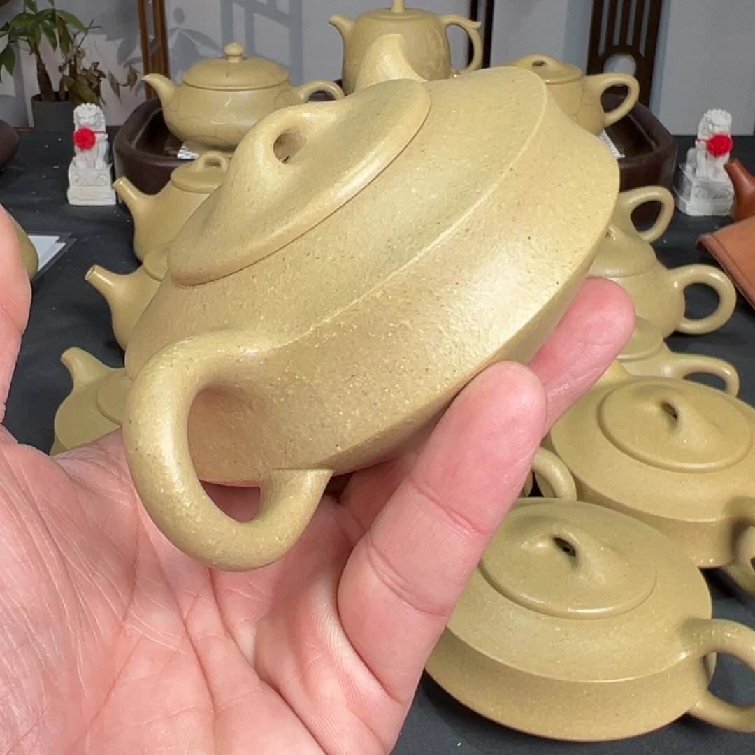 小***鲨紫砂茶壶梨皮周盘微瑕