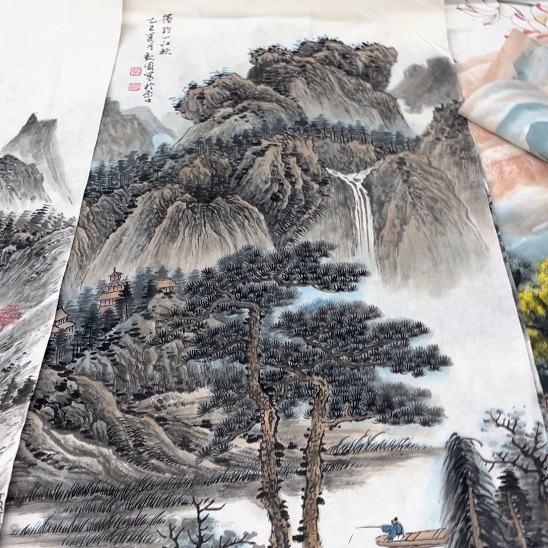 至***元国画绘画作品多次参加全国