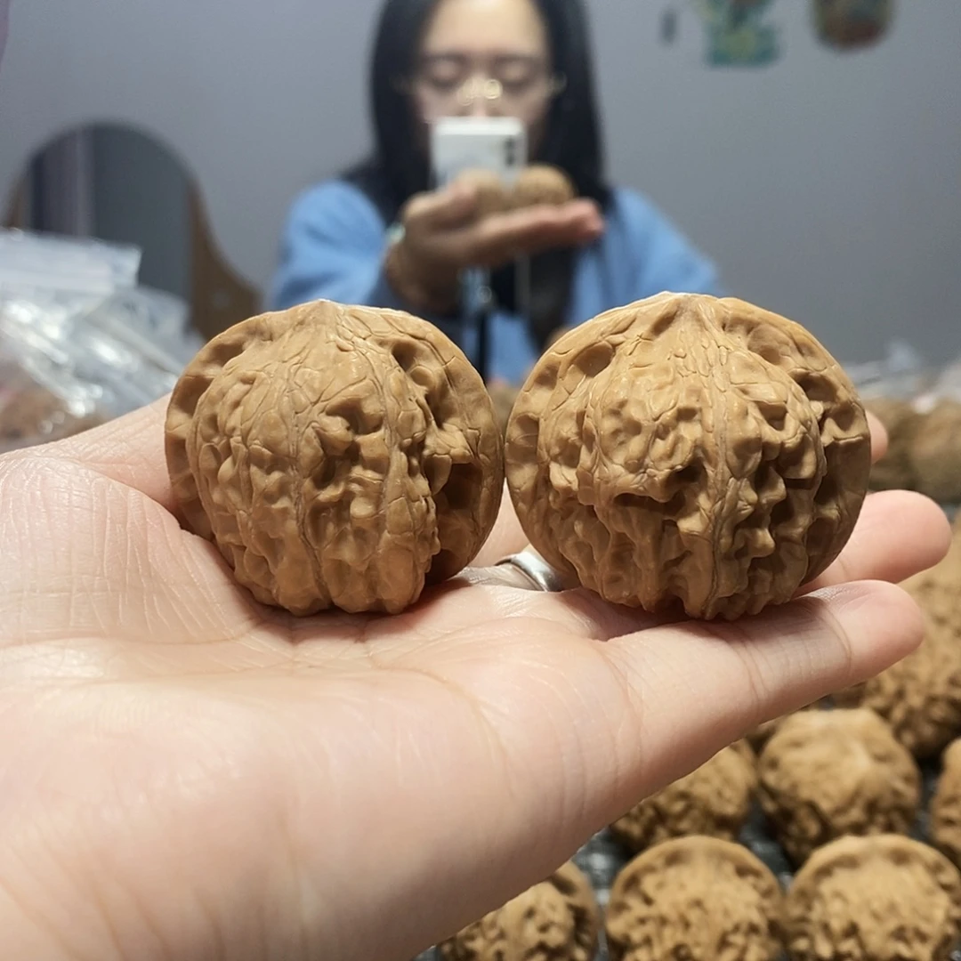 吊坠桃核 饕餮 42+