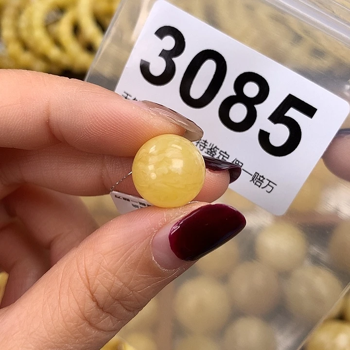 蜜蜡未镶嵌珠宝奇石14