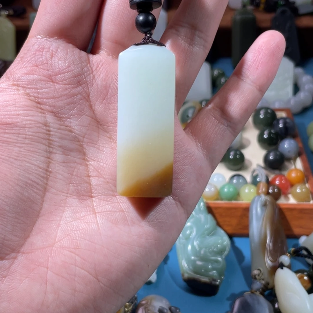 和田玉未镶嵌挂件48克