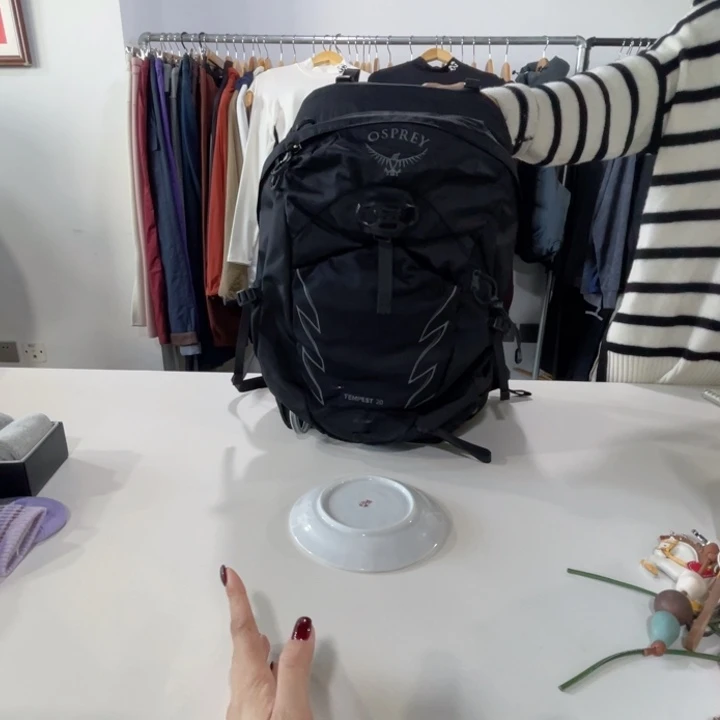 瓷片20升。。。。。。。。。。。。。。