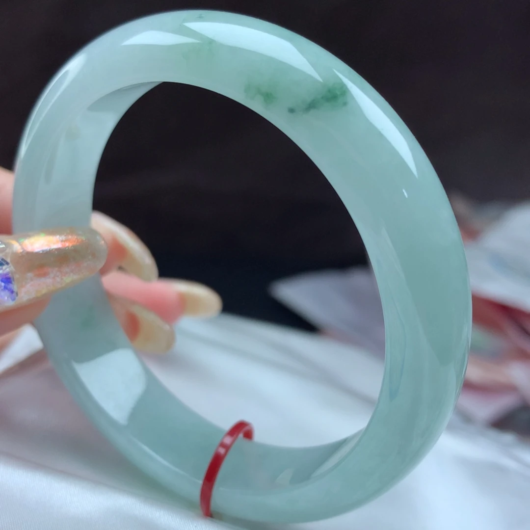 翡翠手镯未镶嵌96229，