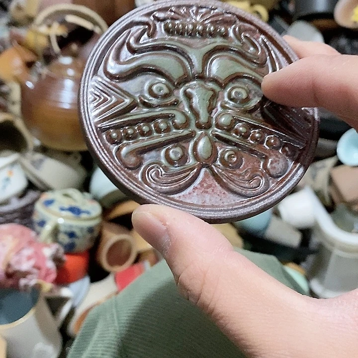 瓷片荷花的小秘密是否还有一个月