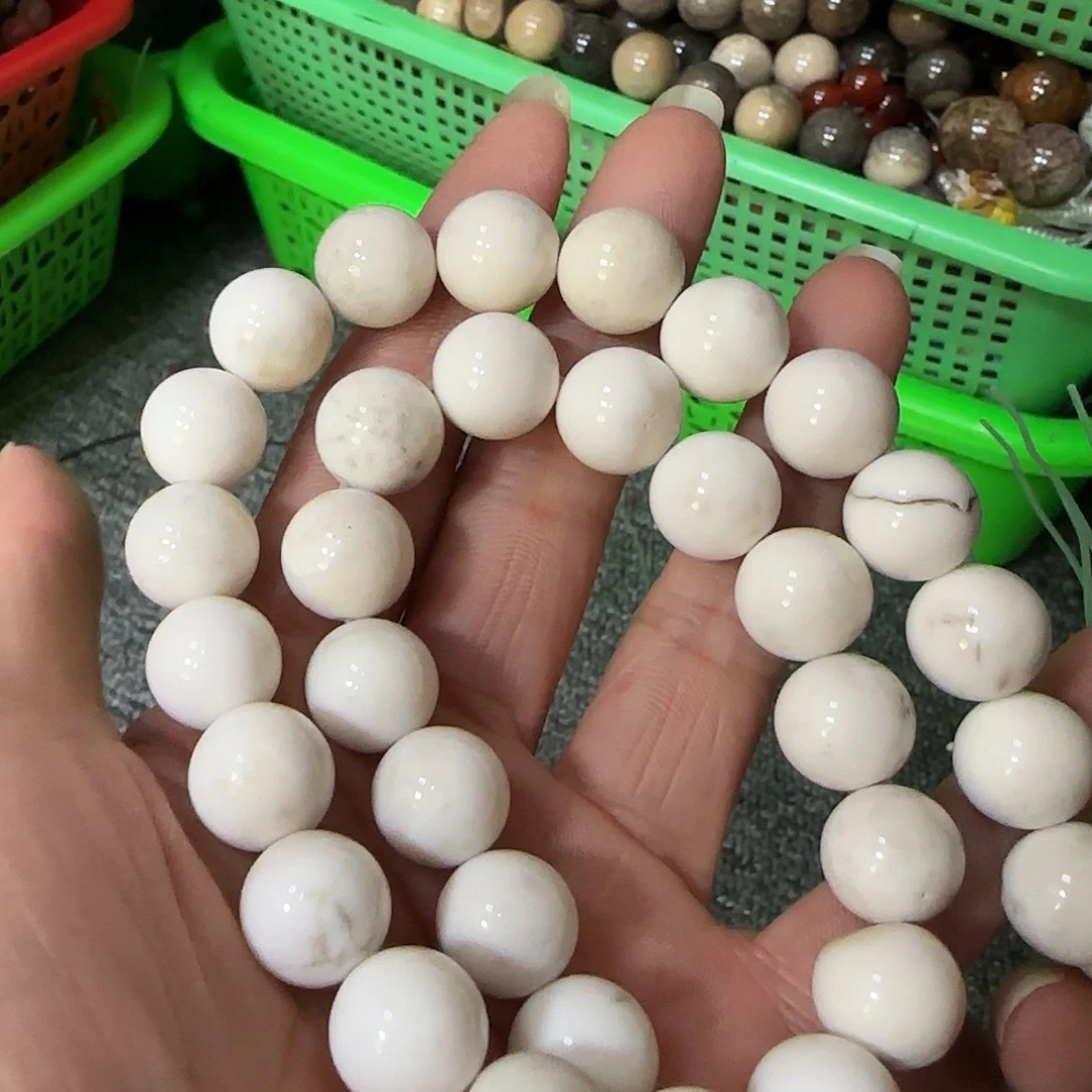 合金玛瑙/玉髓珠宝半成品瓷白玛瑙12mm一条