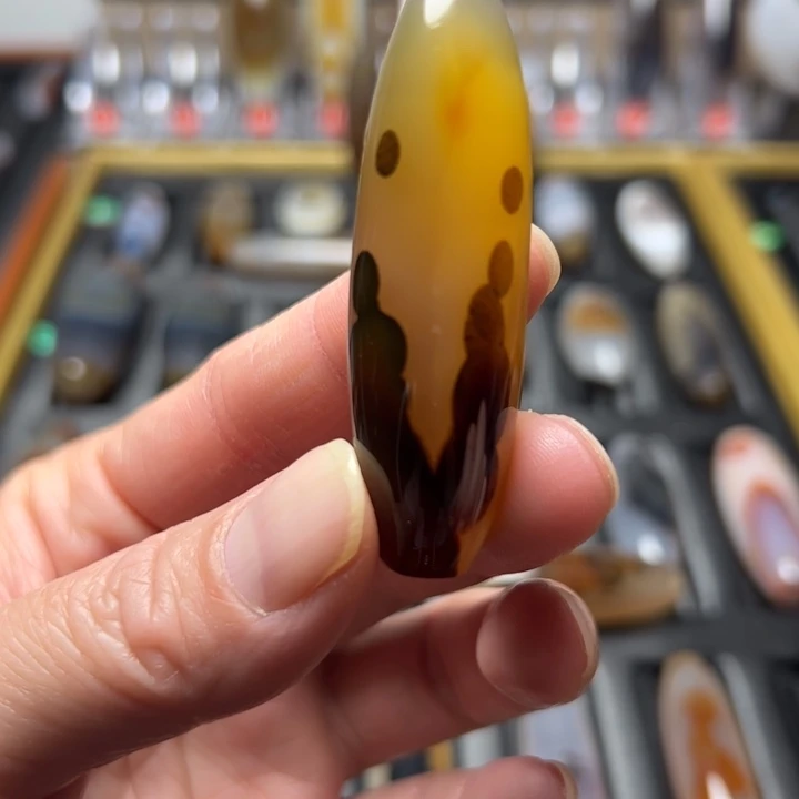 玛瑙/玉髓未镶嵌颈饰