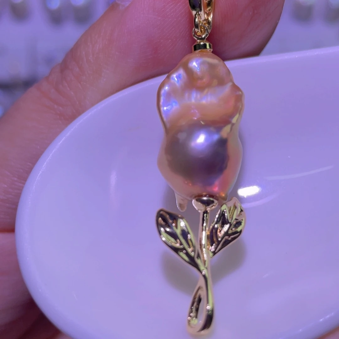 天然淡水珍珠吊坠银S925镶嵌淡水珍珠