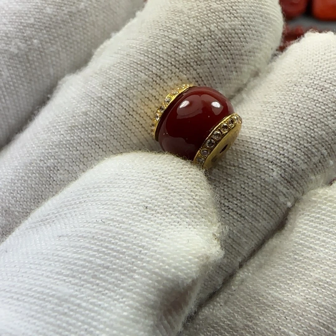 南红玛瑙18K金镶嵌珠子9.5