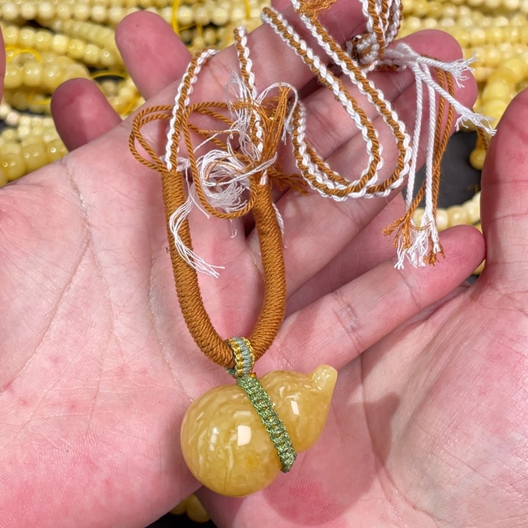 未镶嵌蜜蜡裸石茶**?蜜蜡葫芦