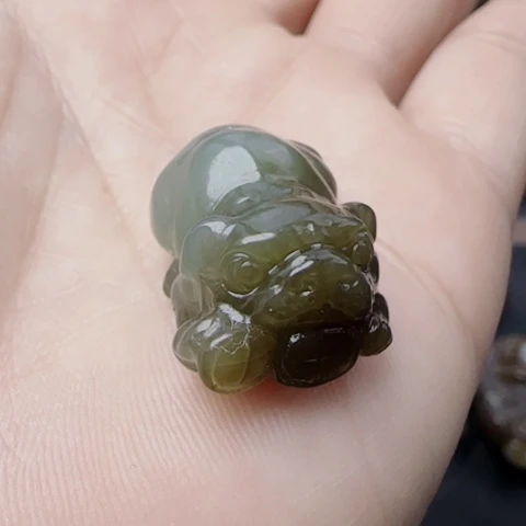 和田玉（糖玉）颈饰未镶嵌福利