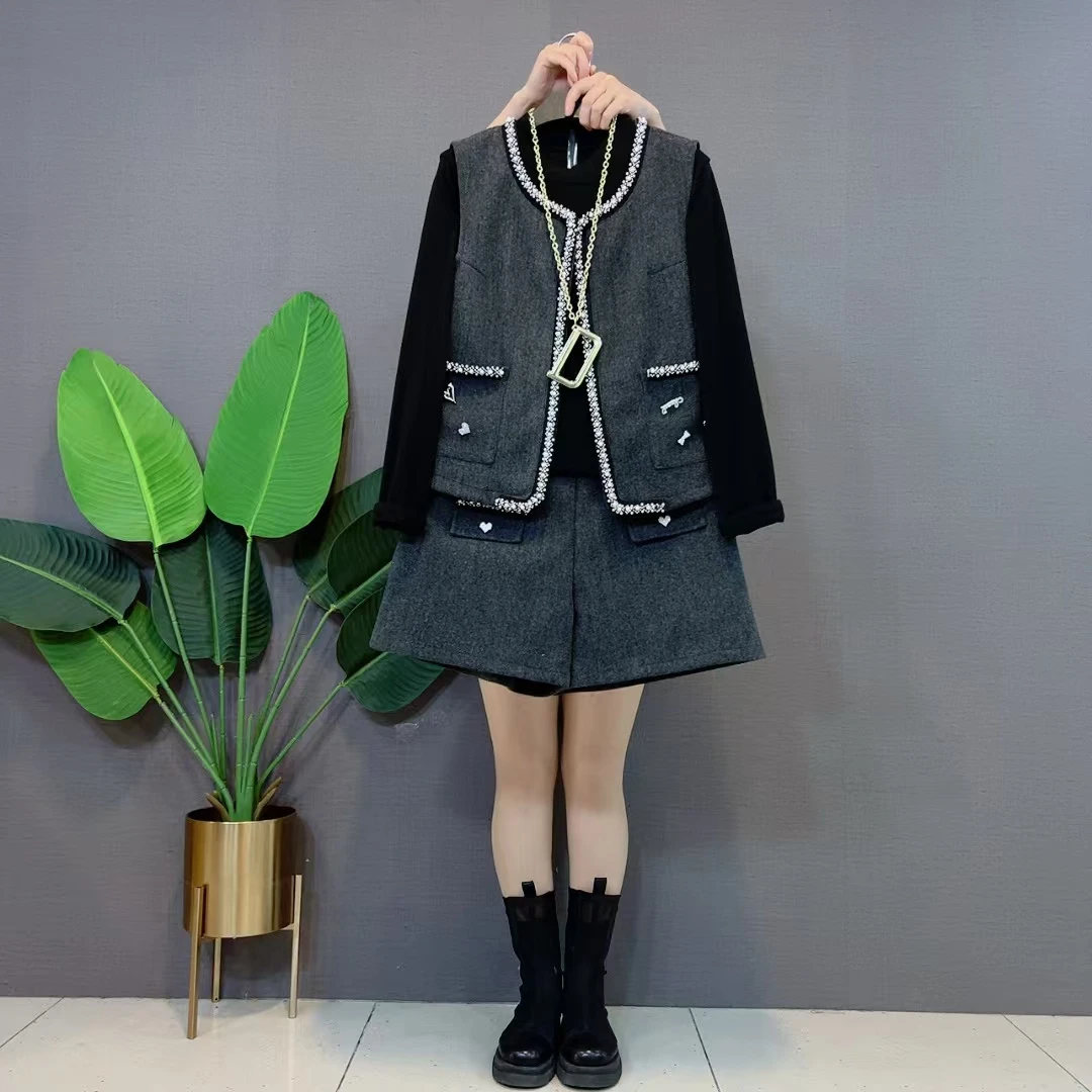 欧货小香风钉珠马甲打底阔腿短裤三件套遮肉显瘦上衣女装宽松冬季