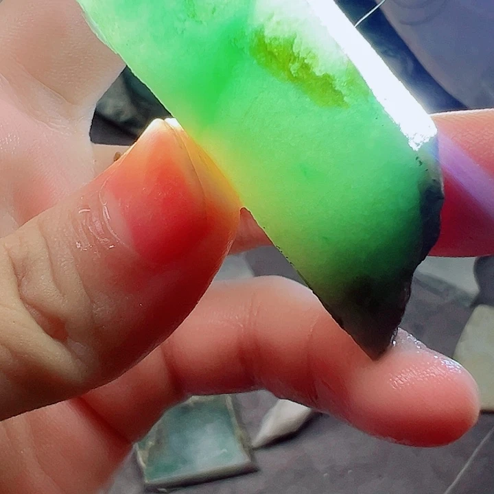 翡翠未镶嵌颈饰纯天然缅甸翡翠