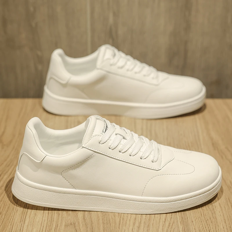 男鞋春季新款青少年高级感潮流百搭时尚小白鞋空军一号休闲板鞋